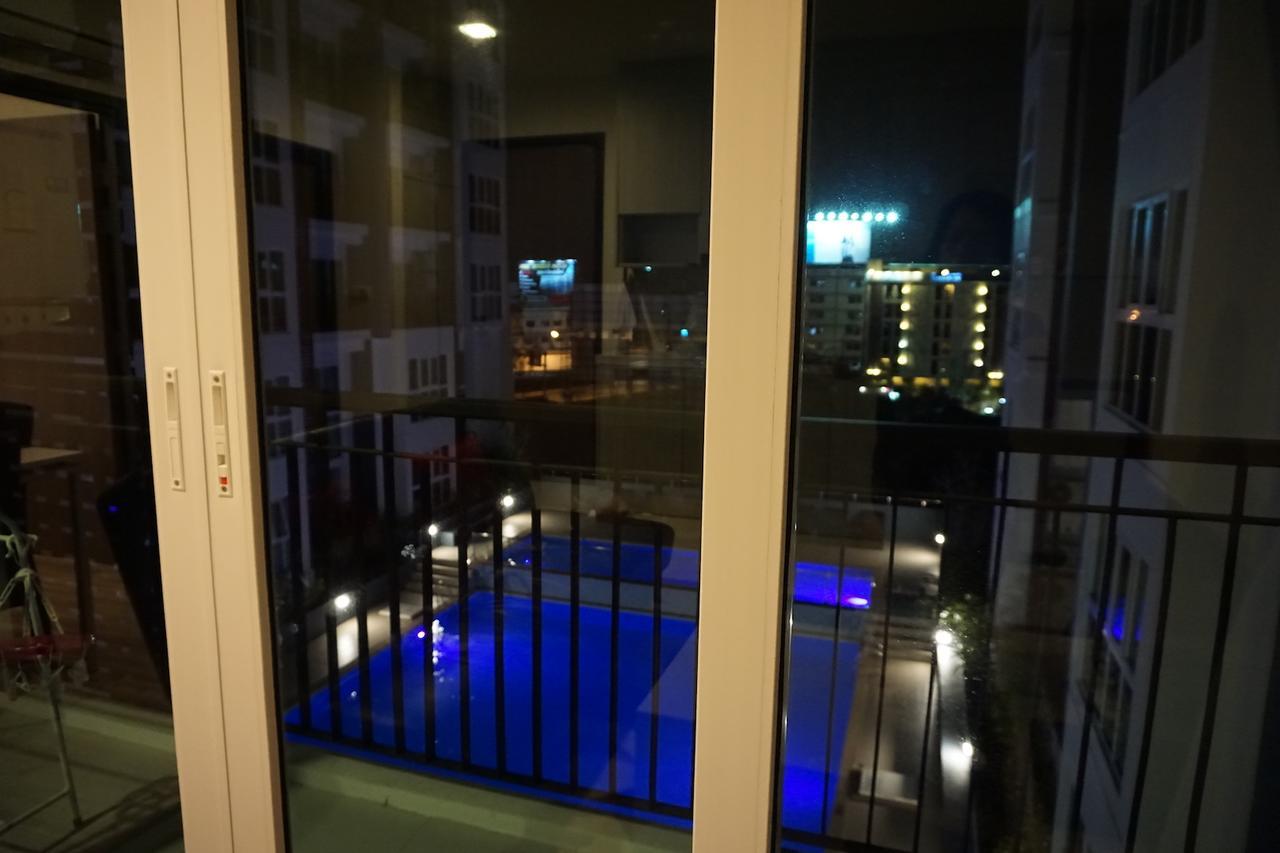 Pool View Room The Prio Chiang Mai Bagian luar foto
